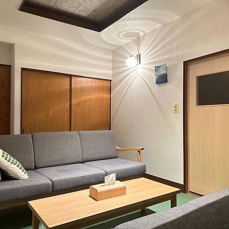 ファミリー仲良しグループ向け貸切宿ともだちハウス Титибу Экстерьер фото